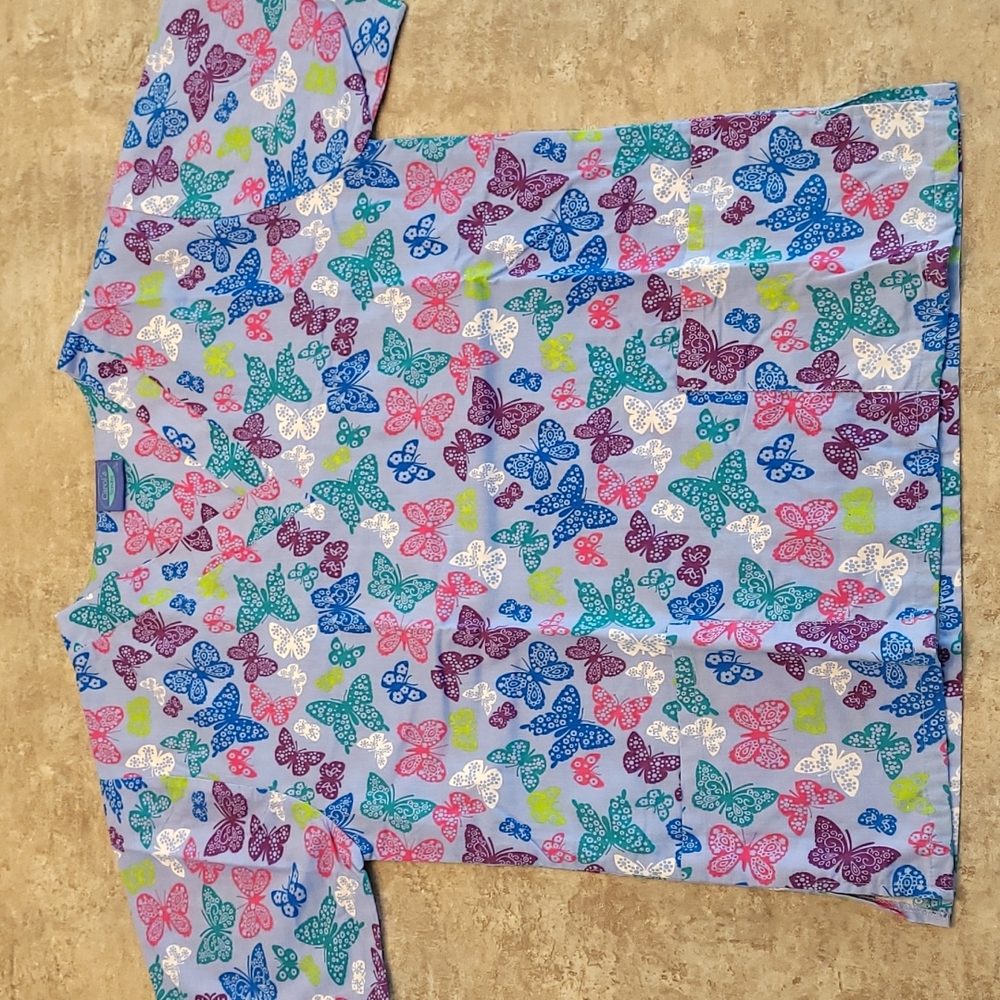 Carol's Scrubs scrup top